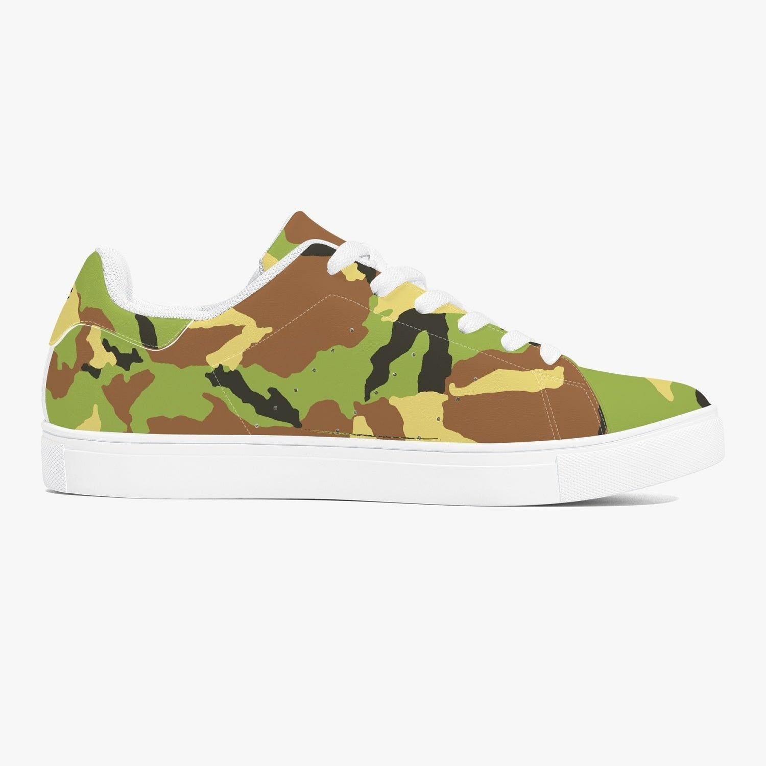 mo.be low top camo sneakers - mo.be